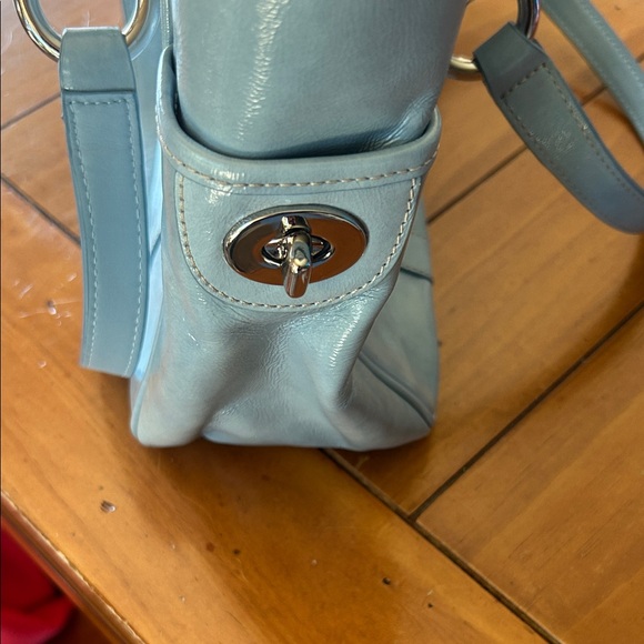 Coach Light Blue Leather Tote Bag Polished Ring Hardware Shoulder Purse - Picture 6 of 6
